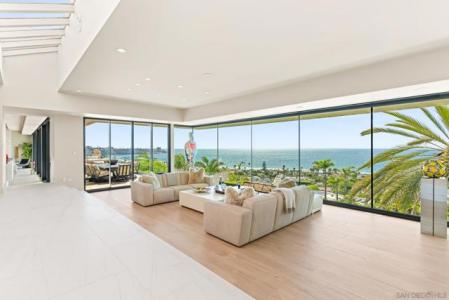 Ruette Nicole, La Jolla, California 92037, Stati Uniti
