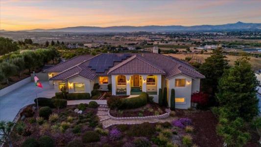 Ashford Circle, Hollister, California 95023, Estados Unidos