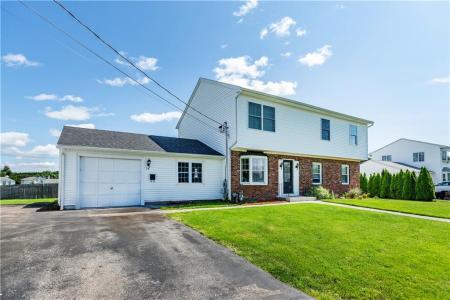 74 Brookhaven Drive, East Providence, Rhode Island 02914, Estados Unidos