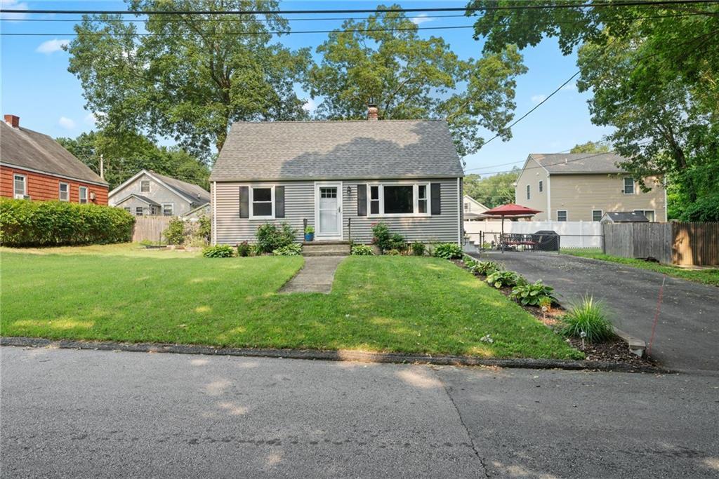 103 Everglade Avenue, Warwick, Rhode Island 02886, Estados Unidos