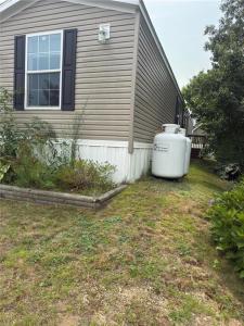 29 Krzak Road, North Kingstown, RI 02852, USA