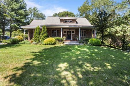 93 Kickemuit Avenue, Bristol, Rhode Island 02809, États-Unis