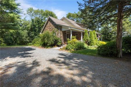 93 Kickemuit Avenue, Bristol, Rhode Island 02809, États-Unis