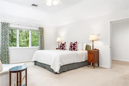 60 Pheasant Drive, East Greenwich, رود ايلاند 02818, الولايات المتحدة