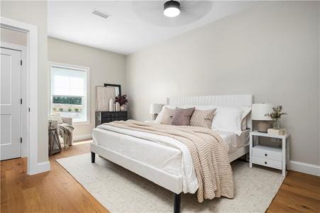 36 Old Louisquisset Pike 101, North Smithfield, Rhode Island 02896, Amerika Birleşik Devletleri