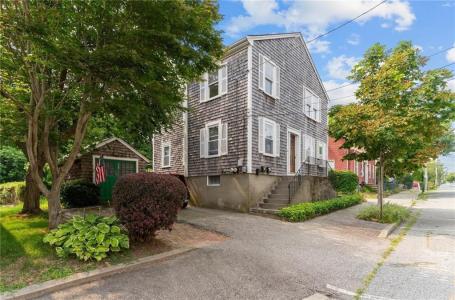 10 Prospect Street, Bristol, Rhode Island 02809