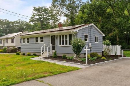 249 Barneyville Road, Swansea, Massachusetts 02777, USA