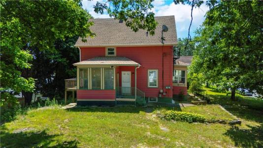 363 Tenth Avenue, Woonsocket, Rhode Island 02895, Stati Uniti