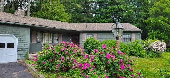 25 Brook Drive, Hopkinton, Rhode Island 02832, Stati Uniti
