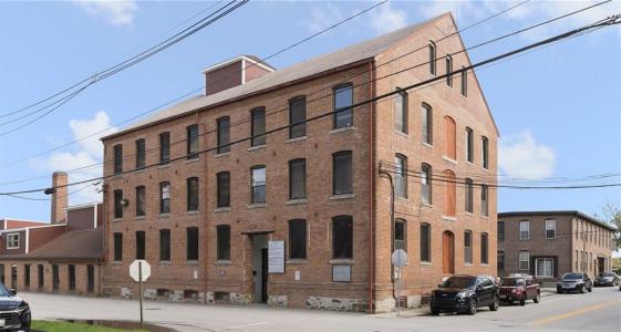 5 DIVISION Street, Warwick, RI 02818, USA