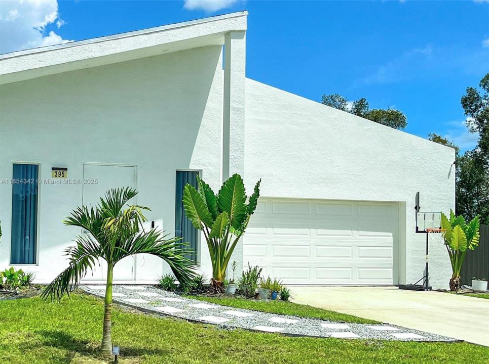 395 Pace Avenue, Lehigh Acres, 佛羅里達州 33974, 美國