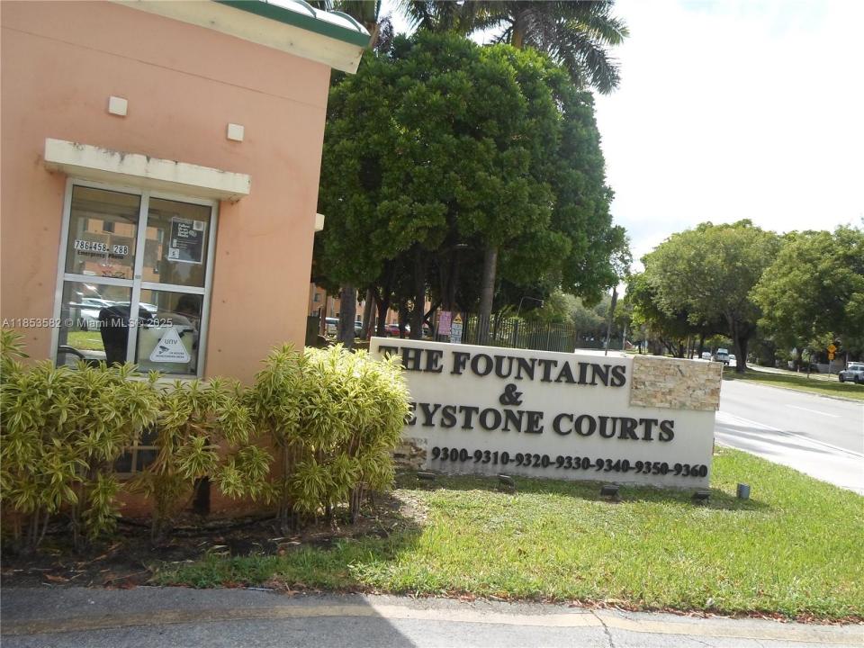 9350 Fontainebleau Blvd 515, Miami, Florida 33172