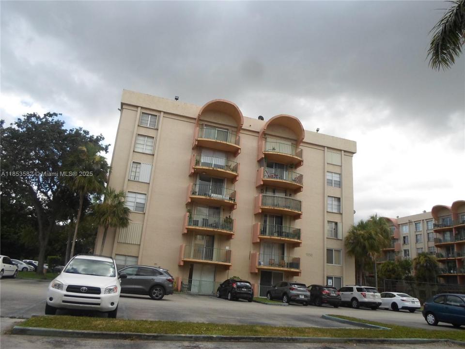 9350 Fontainebleau Blvd 515, Miami, Florida 33172