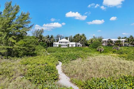 485 S Beach Road, Jupiter Island, Florida 33455