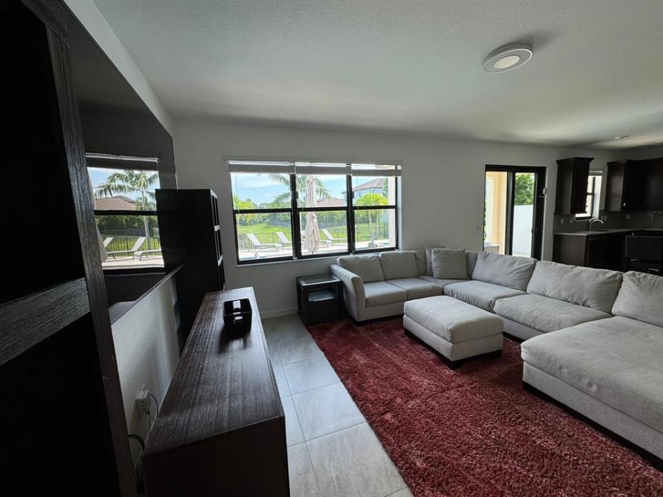 1114 Brinely Pl, Royal Palm Beach, 佛罗里达州 33411, 美国