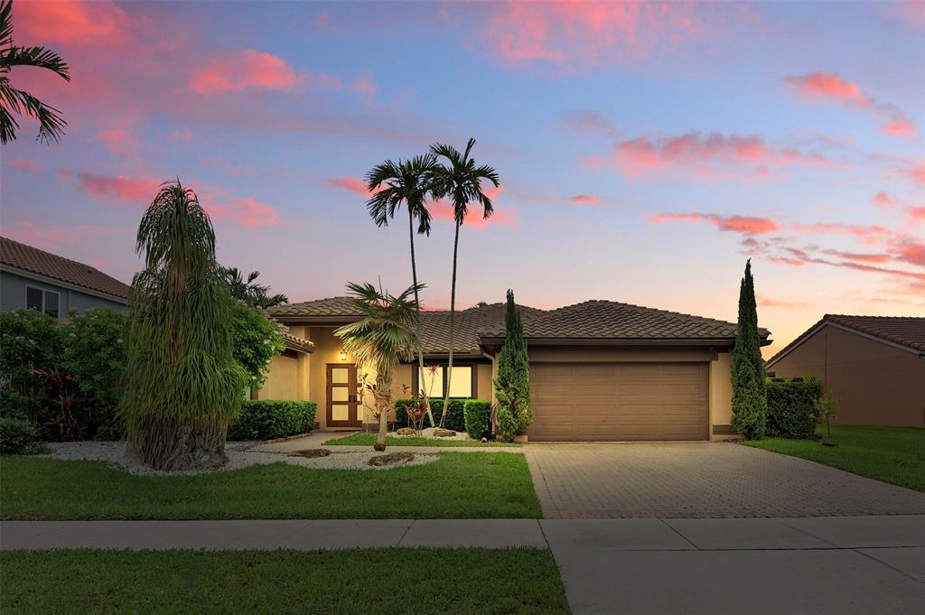 1123 NW 195th Ave, Pembroke Pines, Florida 33029