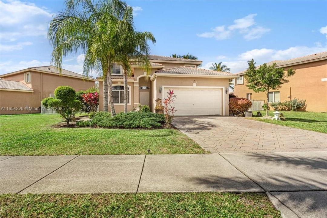 3745 Woodfield Ct, Coconut Creek, Florida 33073