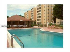 620 NE 12th Ave 408, Hallandale Beach, Florida 33009, USA
