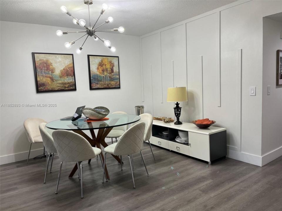 342 Lakeview Dr 104, Weston, Florida 33326, Estados Unidos