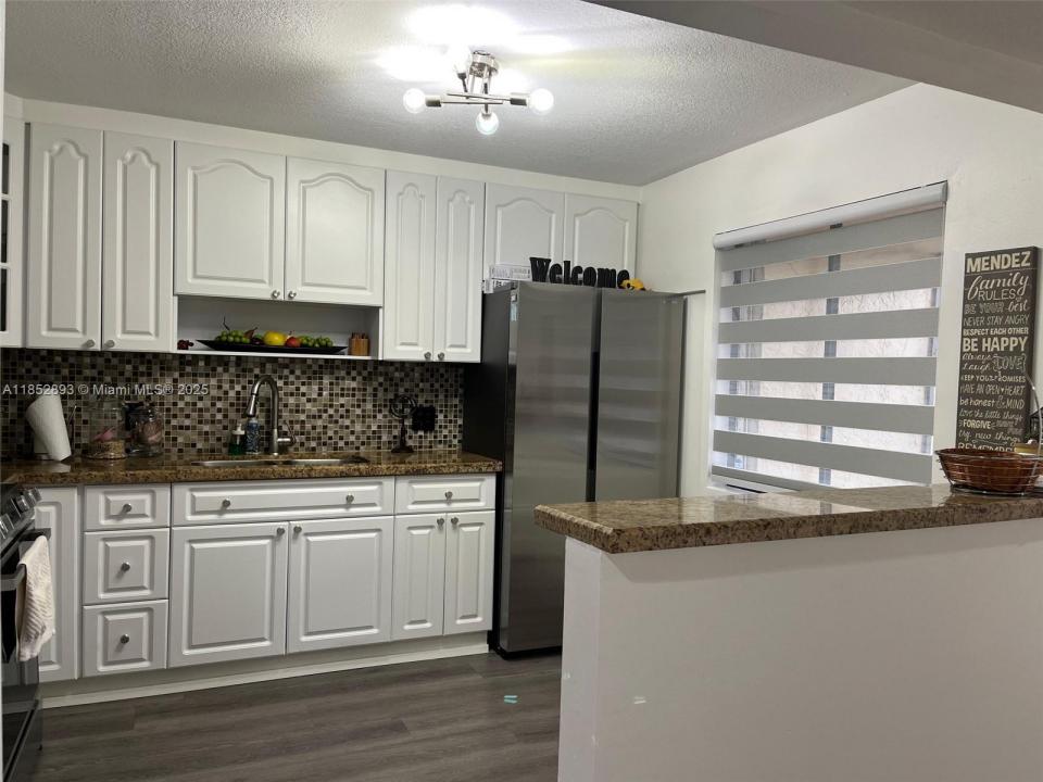 342 Lakeview Dr 104, Weston, Florida 33326, Estados Unidos