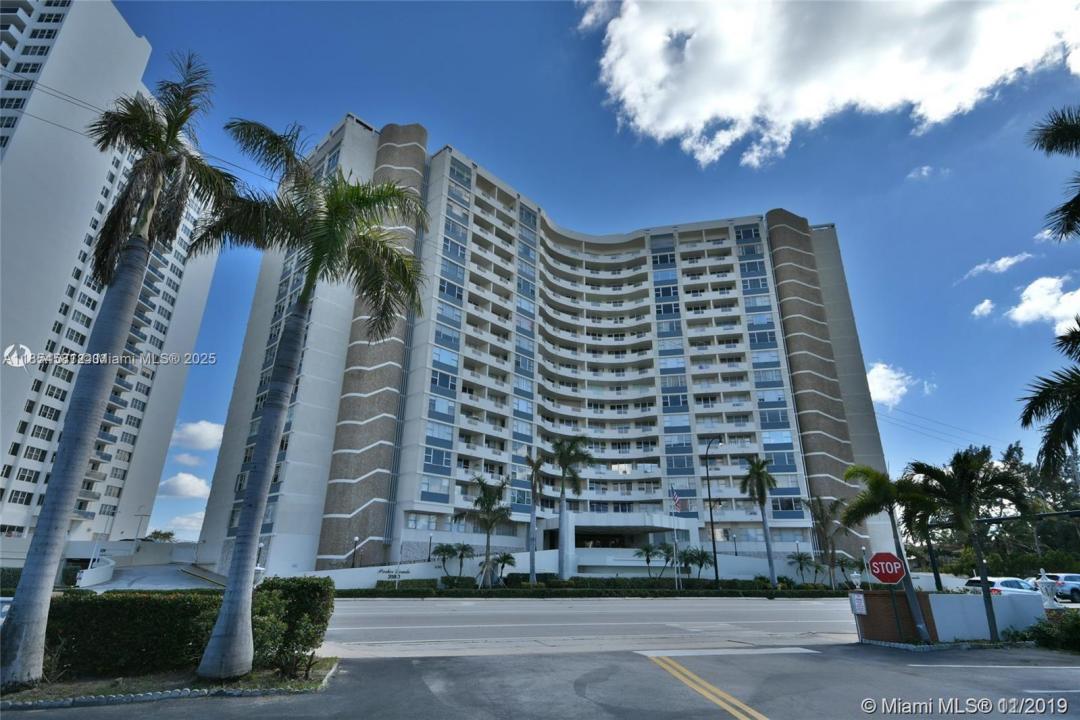 3180 S Ocean Dr 1204, Hallandale Beach, Florida 33009