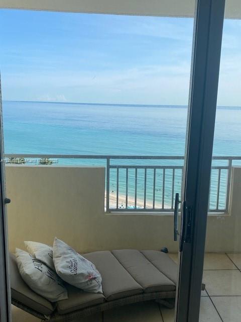 3180 S Ocean Dr 1204, Hallandale Beach, Florida 33009