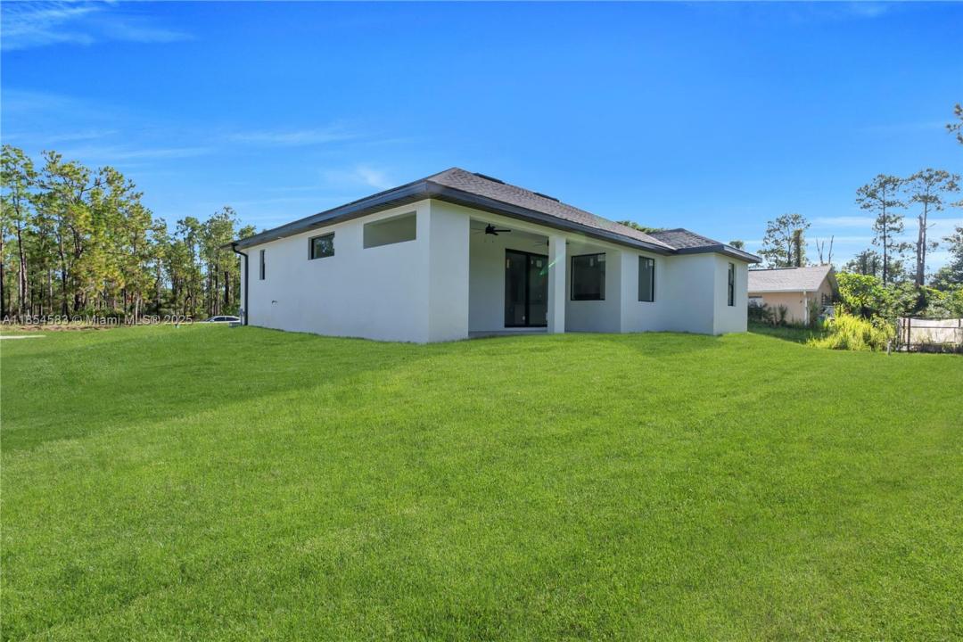 4002 E 9TH ST, Lehigh Acres, Florida 33972, Estados Unidos