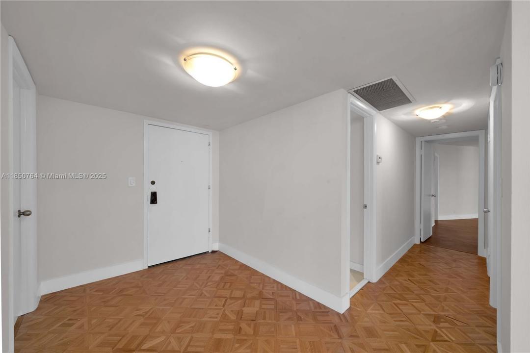 1111 Crandon Blvd A1107, Key Biscayne, פלורידה 33149, ארצות הברית של אמריקה