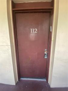 3301 N Country Club Dr 112, Aventura, Florida 33180, USA