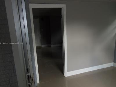 5960 NW 16th Ct, Sunrise, Florida 33313, USA