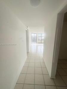 1865 Brickell Ave A2012, Miami, Florida 33129, USA
