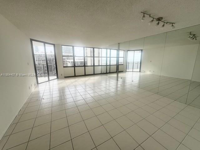 1865 Brickell Ave A2012, Miami, フロリダ 33129, アメリカ合衆国