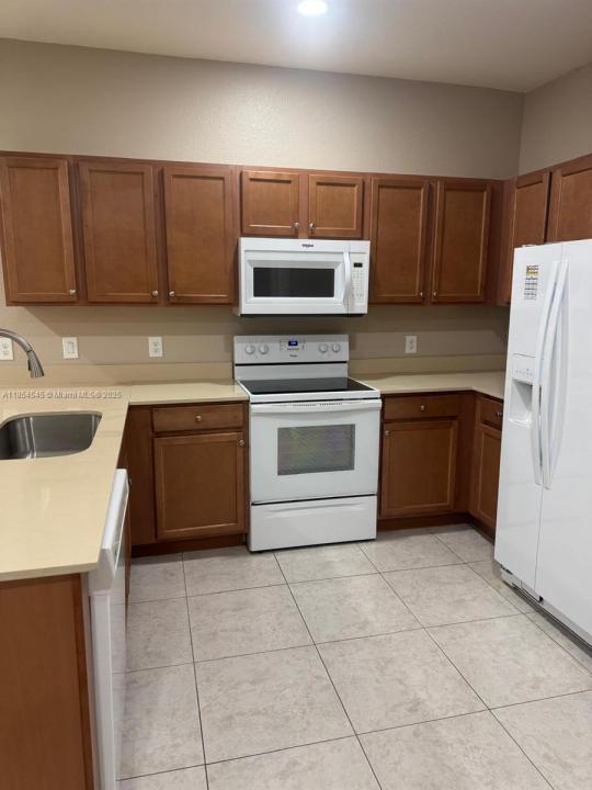 230 NW 109th Ave 209, Miami, Flórida 33172, Estados Unidos