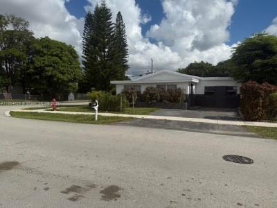 3025 NW 11TH ST, Fort Lauderdale, Florida 33311, USA
