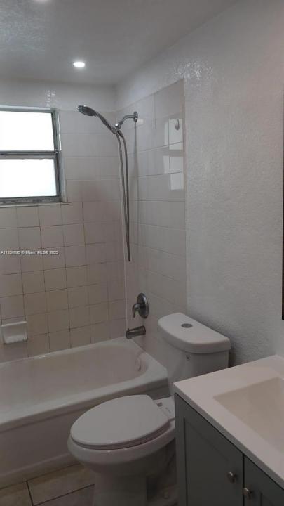4841 NW 9th Dr 4840, Plantation, Florida 33317, Estados Unidos