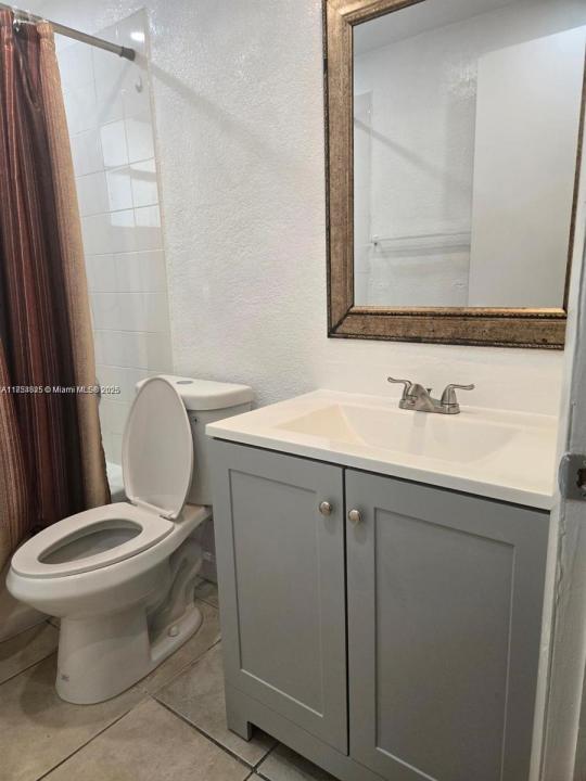 4841 NW 9th Dr 4840, Plantation, Florida 33317, Estados Unidos