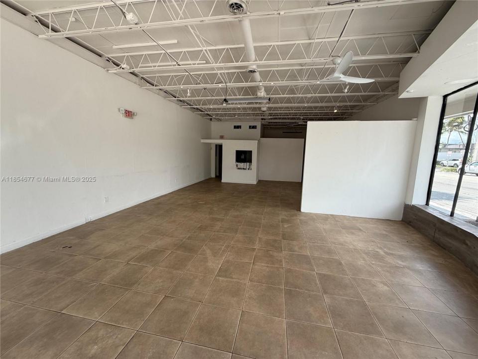 650 NE 125th St 800, North Miami, Florida 33161, Estados Unidos