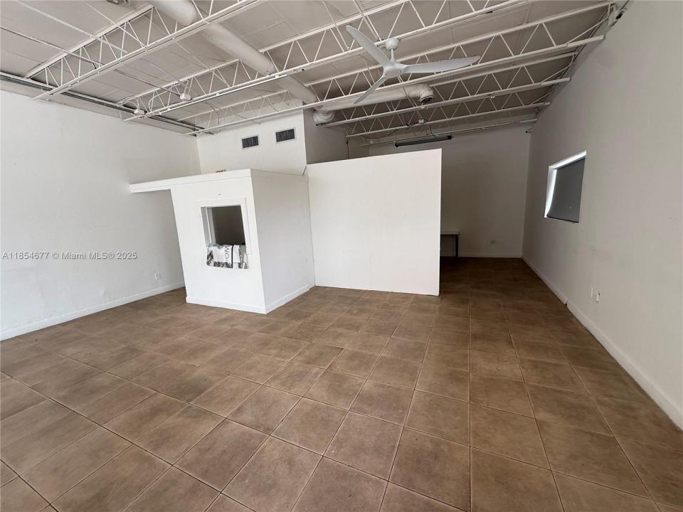 650 NE 125th St 800, North Miami, Florida 33161, Estados Unidos