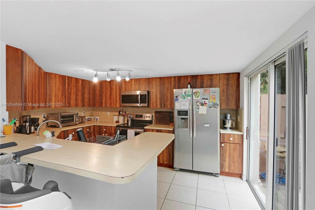 10921 NW 88th Ter 1303, Doral, Florida 33178