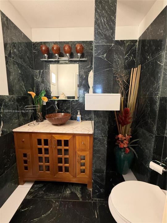 747 W 78th St, Hialeah, פלורידה 33014, ארצות הברית של אמריקה