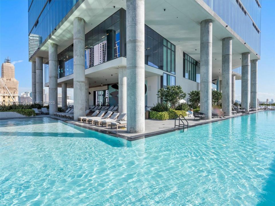 398 NE 5th St 2218, Miami, Floride 33132, États-Unis