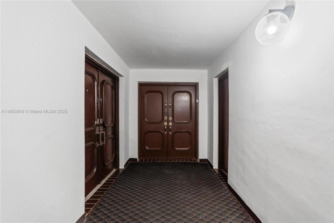13953 KENDALE LAKES CR 305B, Miami, 佛羅里達州 33183, 美國