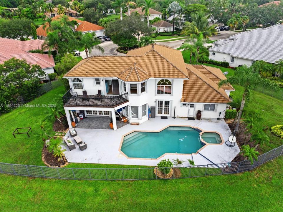 3249 Muirfield, Weston, Florida 33332, USA