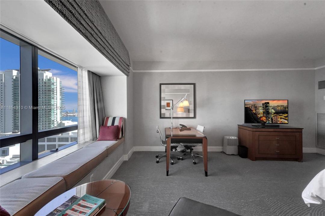 1435 Brickell Ave 3308, Miami, Флорида 33131, Соединенные Штаты