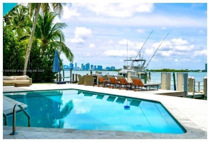7720 Miami View Dr, North Bay Village, Florida 33141, Stati Uniti