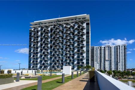5252 NW 85th Ave 1405, Doral, Florida 33166, USA