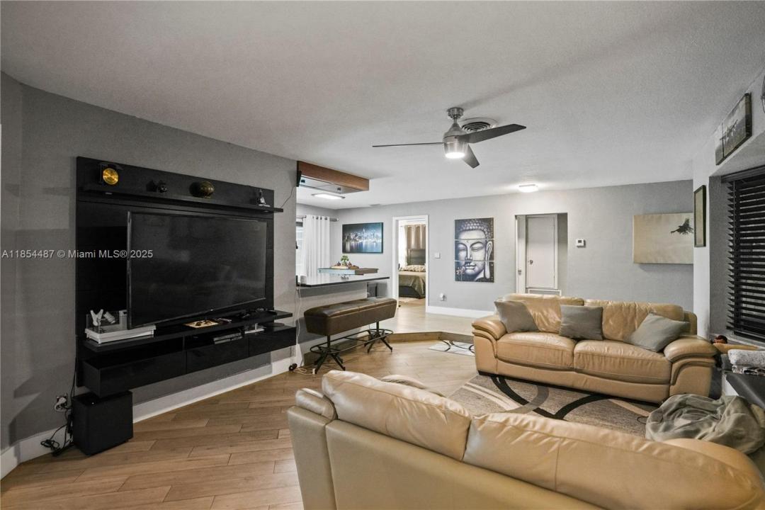 4301 NW 45th Ave, Lauderdale Lakes, フロリダ 33319, アメリカ合衆国