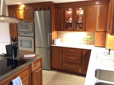13253 SW 111 TE 3, Miami, Florida 33186, USA