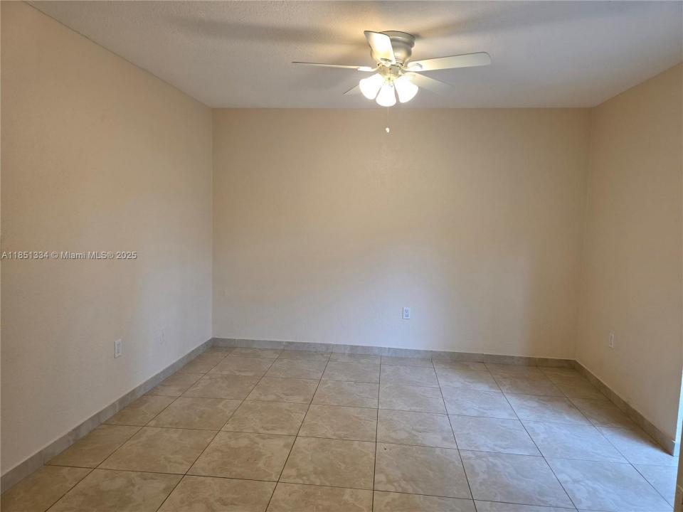 6945 SW 111th Ct 6945, Miami, 佛羅里達州 33173, 美國