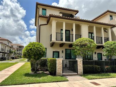 4702 NW 83rd Path, Doral, Florida 33166, USA